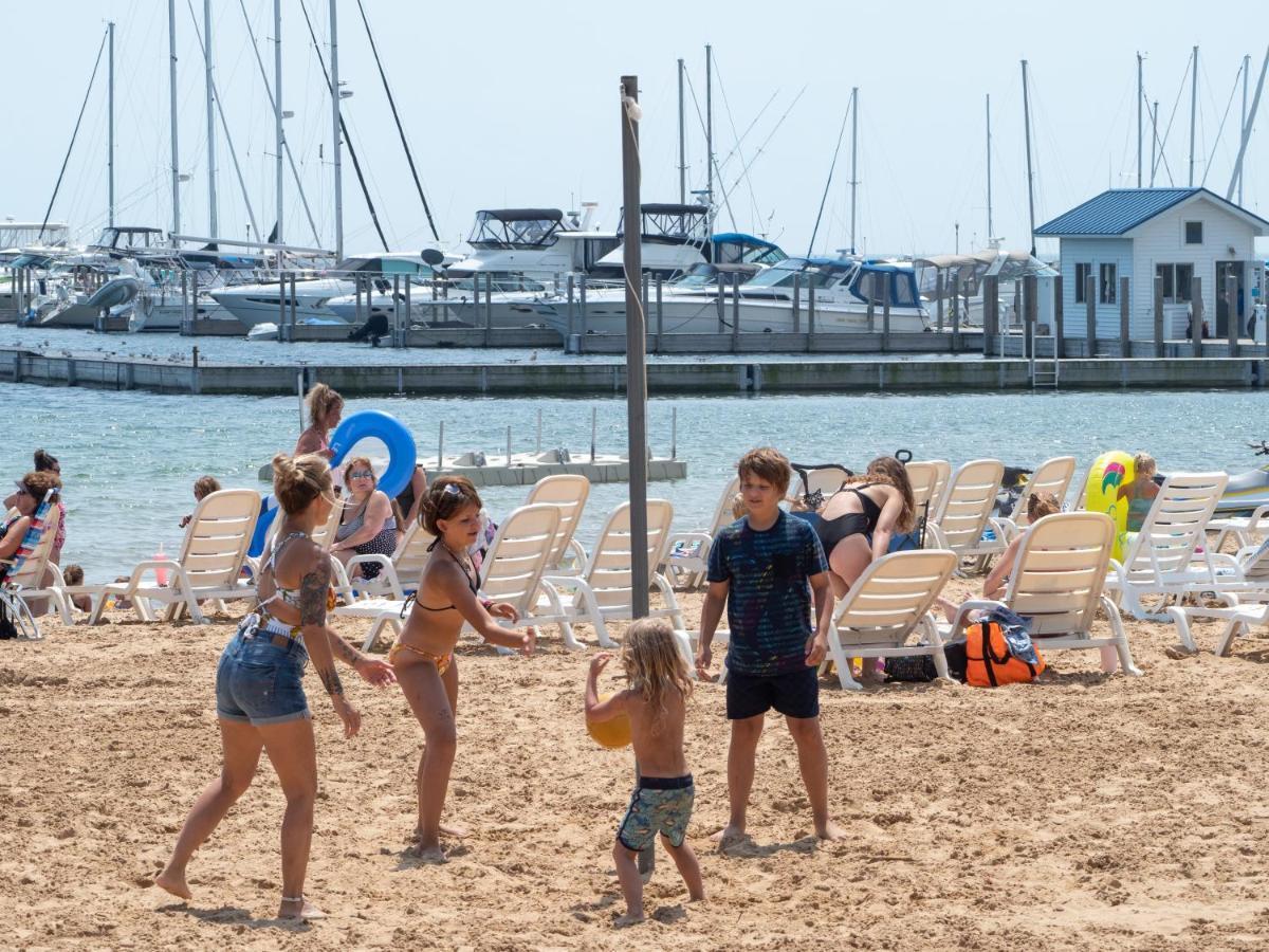 Tawas Bay Beach Resort & Conference Center East Tawas Екстер'єр фото