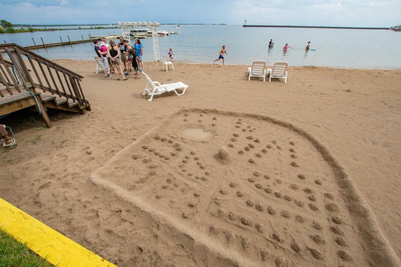 Tawas Bay Beach Resort & Conference Center East Tawas Екстер'єр фото